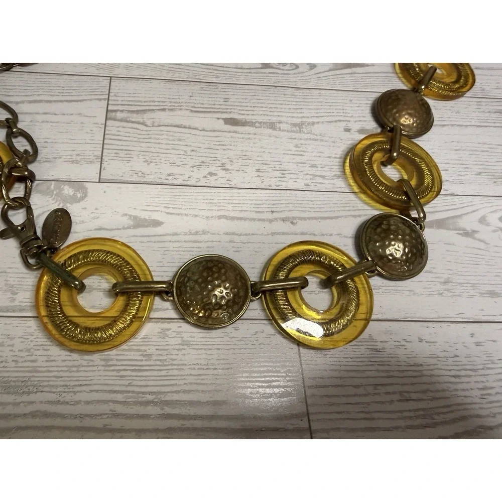 Chicos Metal Yellow Lucite Bronze Medallion‎ Chain Adjustable Belt Necklace 34